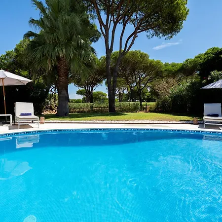 Villa Cyan By Sapvillas *