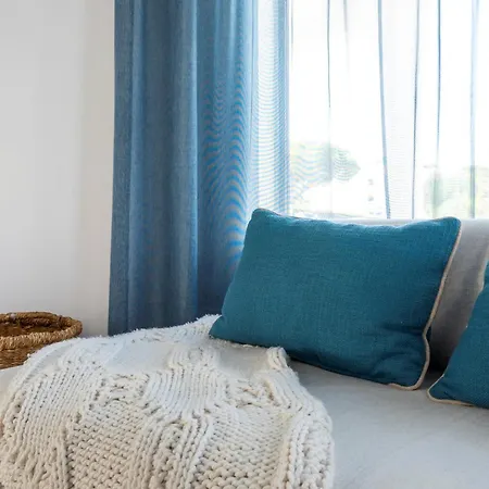 Villa Cyan By Sapvillas